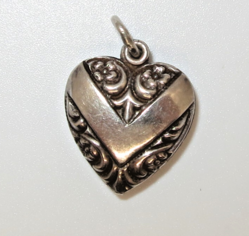 Vintage Sterling Silver Ornate Puffy Heart Pendant
